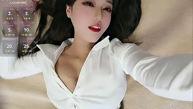 Ti amo UU online show from 10.25.25