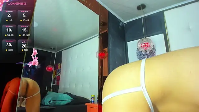 ElianFoxter online show from 10.13.25