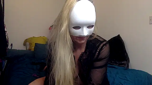 misscharlottezz online show from 03.12.25