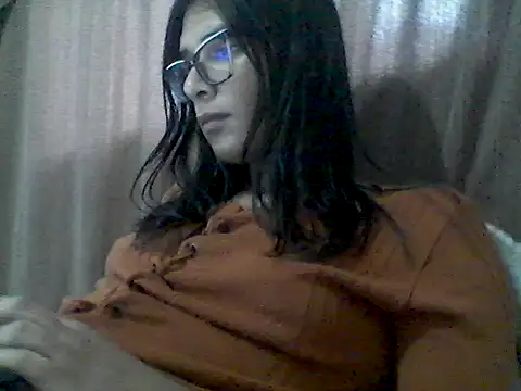 Snapshot of mariy_ chatting on 06.25.26 mariy online show from 06.25.26