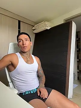 Snapshot of sendfer chatting on 02.03.26 sendfer online show from 02.03.26