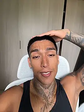 Snapshot of sendfer chatting on 02.17.26 sendfer online show from 02.17.26