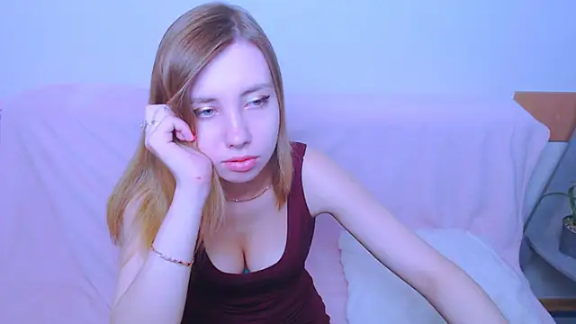 Snapshot of AliceFire_ chatting on 07.03.26 AliceFire online show from 07.03.26