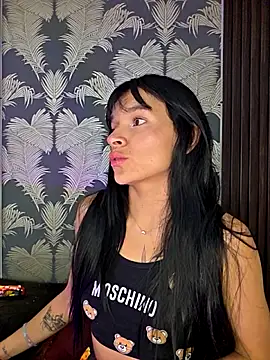  shantal smith online show from 11.08.25