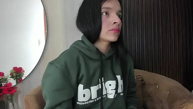 Snapshot of _shantal_smith chatting on 04.01.26 shantal smith online show from 04.01.26