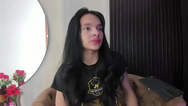 Snapshot of _shantal_smith chatting on 04.07.26 shantal smith online show from 04.07.26