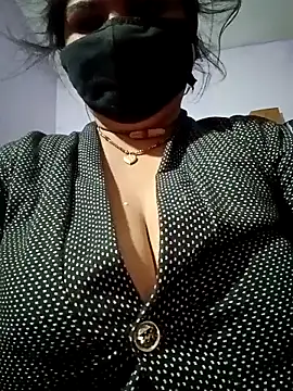 Hotmohni online show from 12.15.24