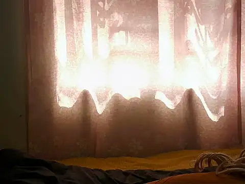 Snapshot of cindy_mia chatting on 09.11.25 cindy mia online show from 09.11.25