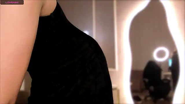 Snapshot of Eli_Llie chatting on 09.08.25 Eli Llie online show from 09.08.25