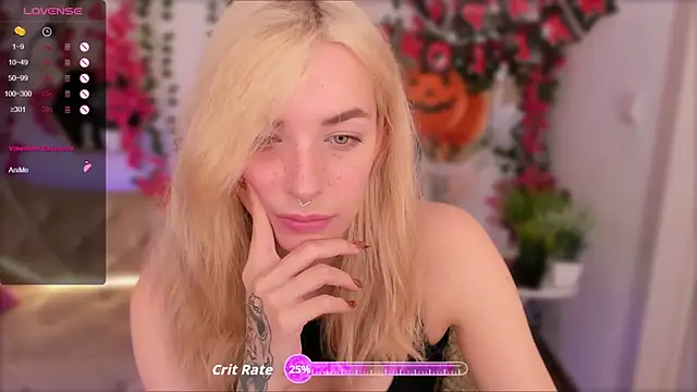 Snapshot of Eli_Llie chatting on 10.27.25 Eli Llie online show from 10.27.25