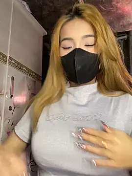 Snapshot of -KathySweet- chatting on 03.19.25 -KathySweet- online show from 03.19.25