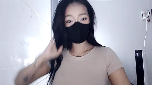 Snapshot of -KathySweet- chatting on 09.24.25 -KathySweet- online show from 09.24.25