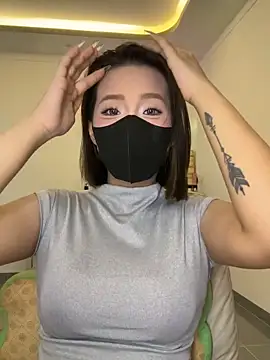 Snapshot of -KathySweet- chatting on 06.18.26 -KathySweet- online show from 06.18.26