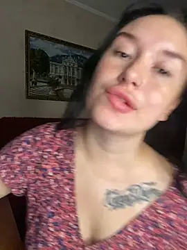 Snapshot of Roxana_Bell chatting on 07.06.26 Roxana Bell online show from 07.06.26