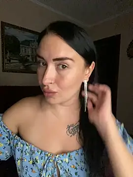 Snapshot of Roxana_Bell chatting on 07.06.26 Roxana Bell online show from 07.06.26