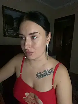 Snapshot of Roxana_Bell chatting on 07.16.26 Roxana Bell online show from 07.16.26