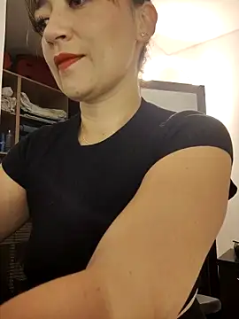 tata laima   online show from 09.24.25