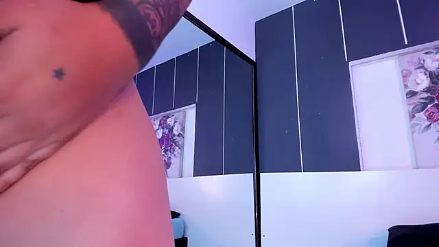 Alexxxholy online show from 01.28.25