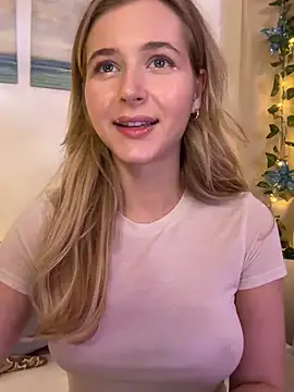 LunaRase online show from 12.28.24