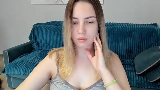 Mia shy1 online show from 02.04.25