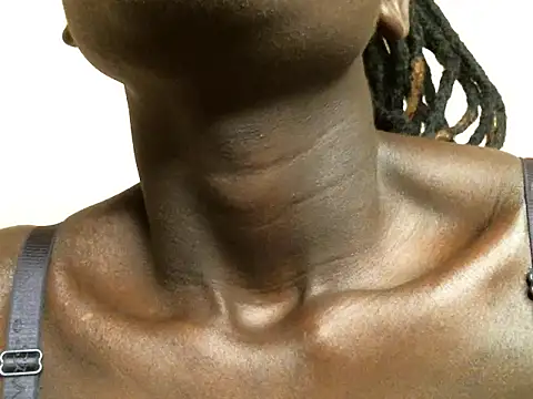 Snapshot of bigassmay chatting on 01.07.25 bigassmay online show from 01.07.25