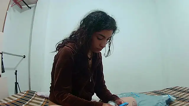 Snapshot of stephybrowm7 chatting on 03.15.25 stephybrowm7 online show from 03.15.25