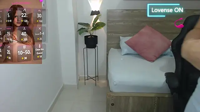 Snapshot of enma30_ chatting on 12.29.24 enma30 online show from 12.29.24