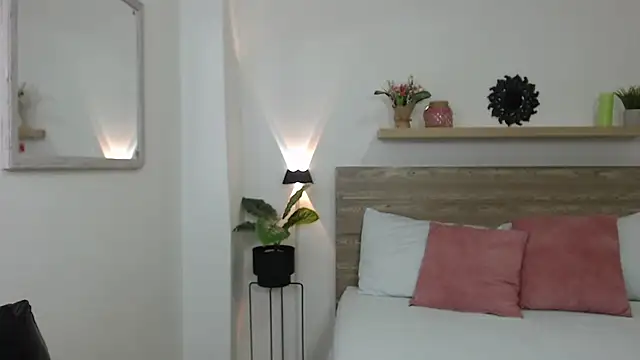 Snapshot of enma30_ chatting on 01.07.25 enma30 online show from 01.07.25