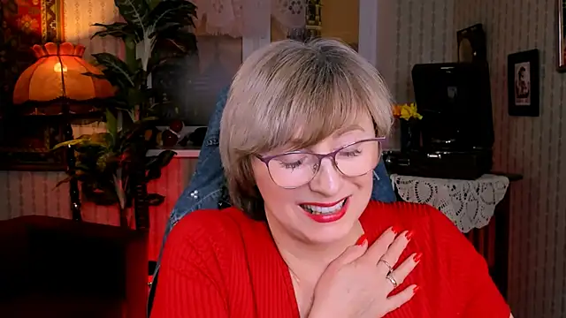 Snapshot of sugar_vivien chatting on 01.18.25 sugar vivien online show from 01.18.25