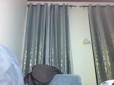 Snapshot of Cute_princcess chatting on 10.22.25 Cute princcess online show from 10.22.25