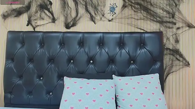 Veronica Tits online show from 10.09.25