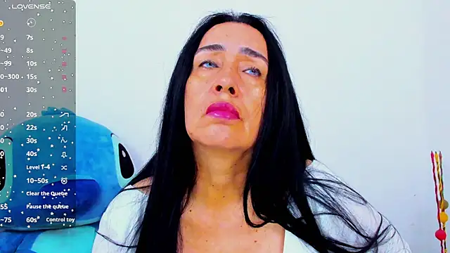 HorniestMilf online show from 04.25.26