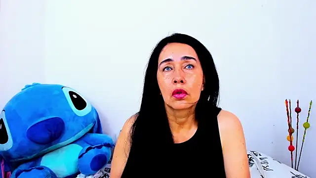 HorniestMilf online show from 05.30.26