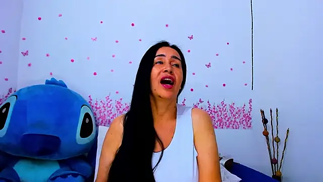HorniestMilf online show from 07.13.26