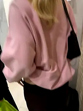 Snapshot of TwixCouple chatting on 10.24.25 TwixCouple online show from 10.24.25