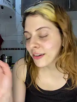 Snapshot of FlorBich chatting on 01.19.25 FlorBich online show from 01.19.25