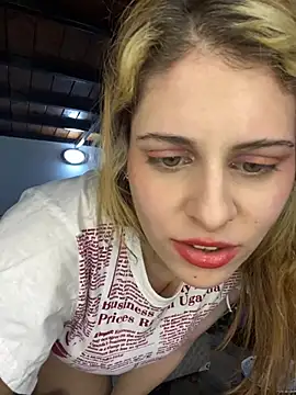 Snapshot of FlorBich chatting on 01.26.25 FlorBich online show from 01.26.25