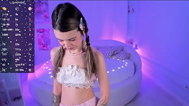 Lil Amelie online show from 01.25.25