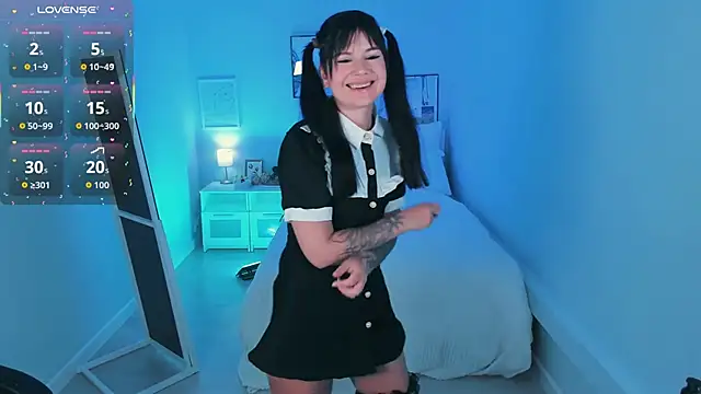 Snapshot of Lil_Amelie chatting on 03.14.26 Lil Amelie online show from 03.14.26