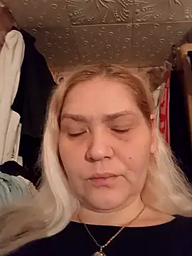 Minna Jeannie online show from 12.17.25