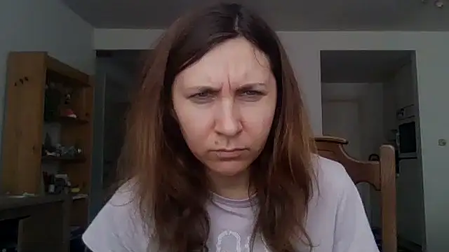 JasmineGlamour online show from 04.05.26