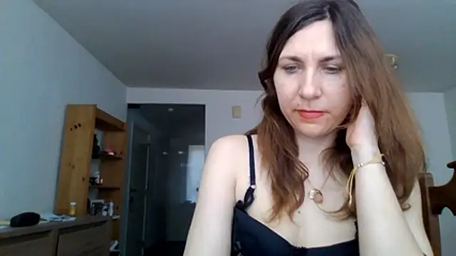 JasmineGlamour online show from 05.25.26