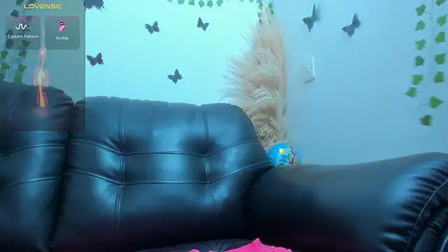 Snapshot of Amani_Bakir chatting on 02.12.26 Amani Bakir online show from 02.12.26