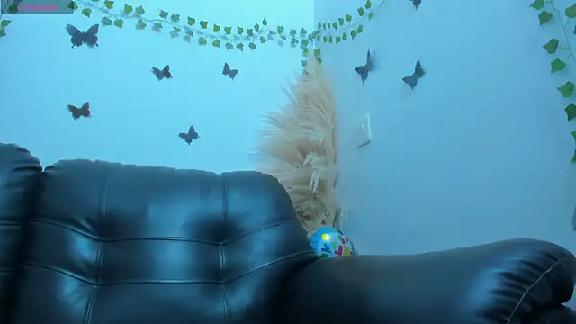 Snapshot of Amani_Bakir chatting on 02.28.26 Amani Bakir online show from 02.28.26