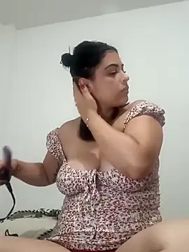 MelannyBell online show from 03.21.25