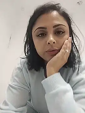 MelannyBell online show from 11.25.25