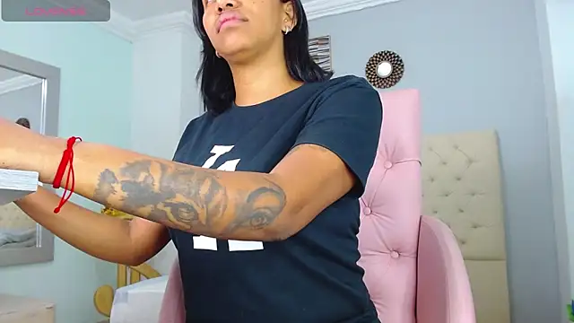 Snapshot of Kristel_lee chatting on 02.02.25 Kristel lee online show from 02.02.25