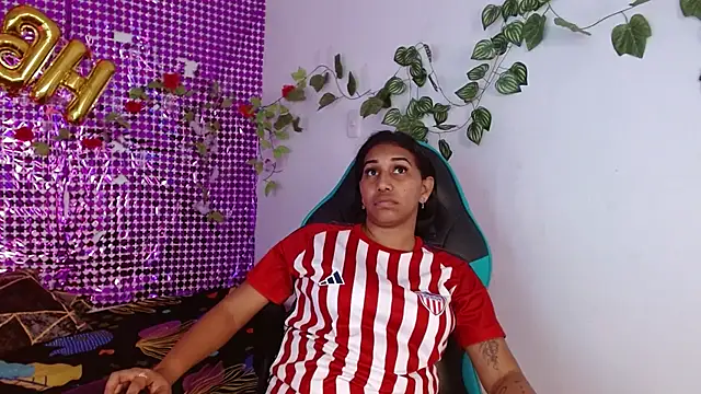 Snapshot of Kristel_lee chatting on 11.19.25 Kristel lee online show from 11.19.25