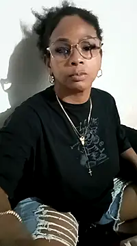 Melanie candy  online show from 02.09.25