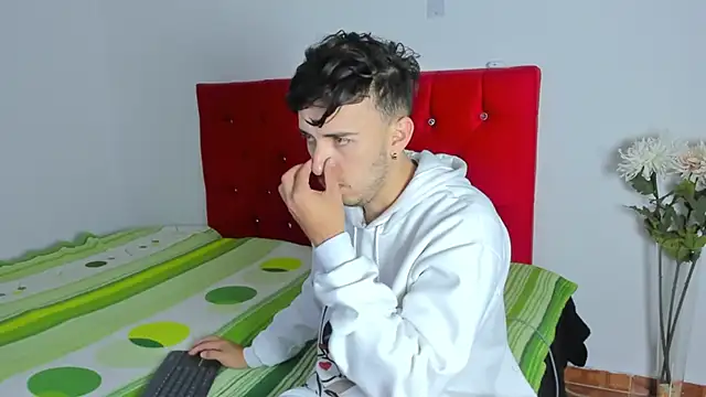 Snapshot of big-dicktop23 chatting on 02.18.25 big-dicktop23 online show from 02.18.25